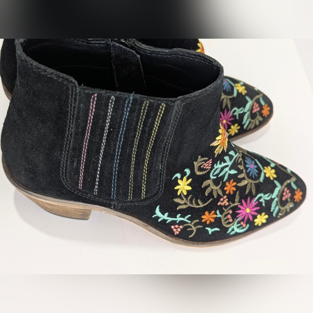 Women's Diba Embroidered Black Ankle Boots Size 6.5 - Picture 6 of 6